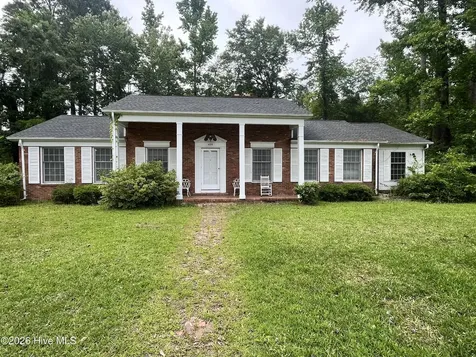 435 Edgewood Circle Whiteville NC 28472