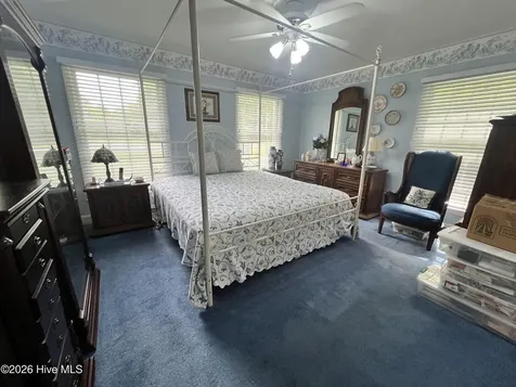 435 Edgewood Circle Whiteville NC 28472