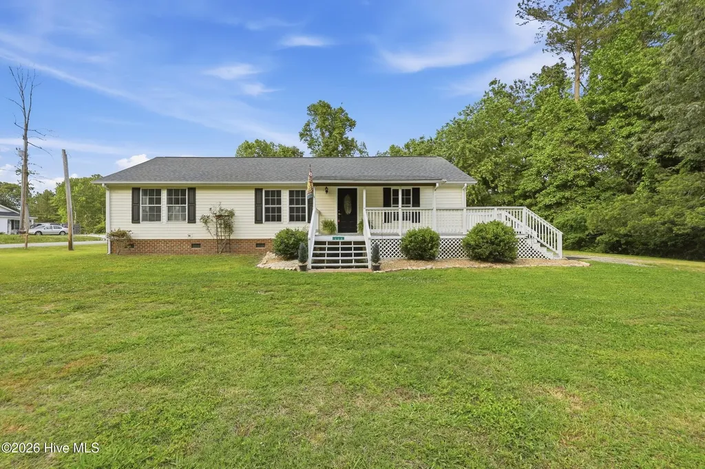 308 Rockfish Street Edenton NC 27932