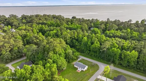 308 Rockfish Street Edenton NC 27932