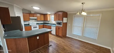 114 Pittman Road Hubert NC 28539