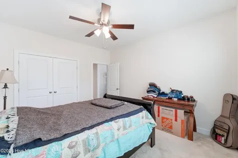 476 Landsdowne Circle Hampstead NC 28443