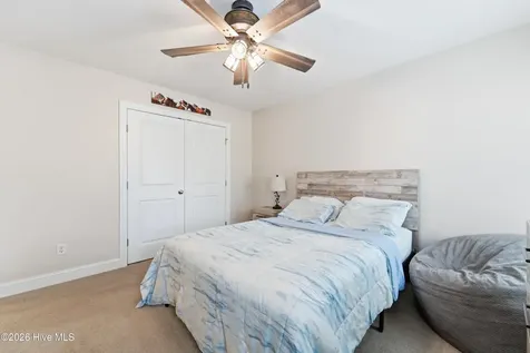 476 Landsdowne Circle Hampstead NC 28443