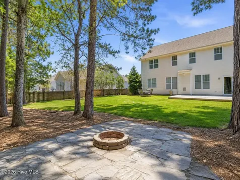476 Landsdowne Circle Hampstead NC 28443