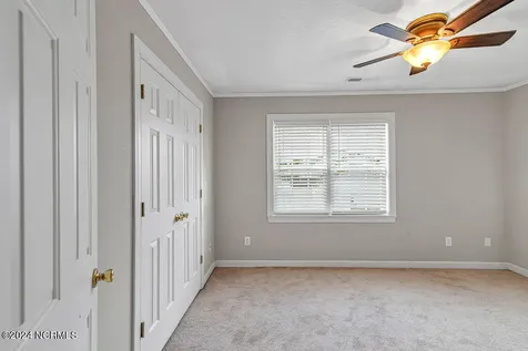 300 Streamwood Drive Jacksonville NC 28546