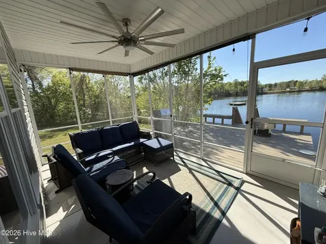 415 Antioch Lakes Road New Bern NC 28560
