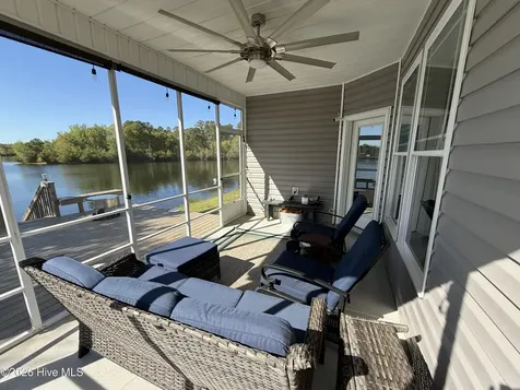 415 Antioch Lakes Road New Bern NC 28560