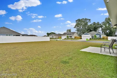 90 Eagle Creek Drive NE Bolivia NC 28422