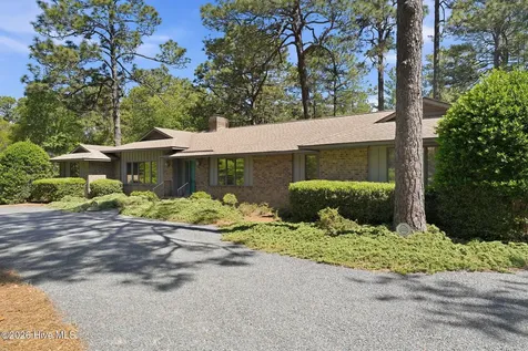 370 Donald Ross Drive Pinehurst NC 28374