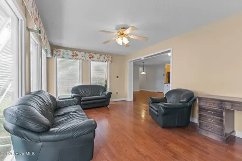 902 Hedrick Boulevard Morehead City NC 28557