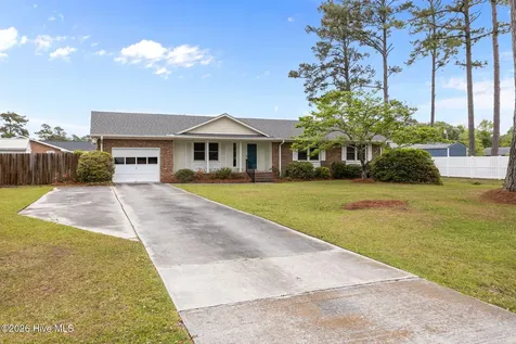 902 Hedrick Boulevard Morehead City NC 28557