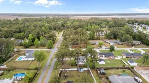 902 Hedrick Boulevard Morehead City NC 28557