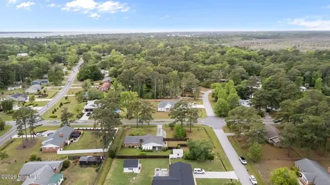 902 Hedrick Boulevard Morehead City NC 28557
