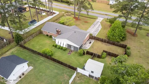 902 Hedrick Boulevard Morehead City NC 28557