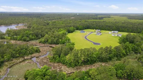 122 Davis Field Court Oriental NC 28571