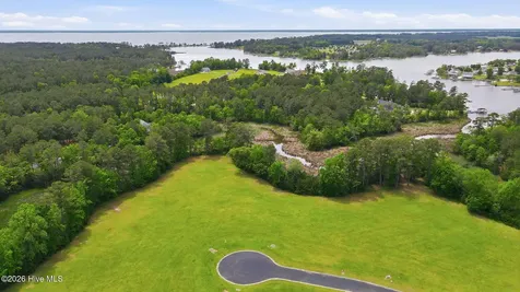 122 Davis Field Court Oriental NC 28571