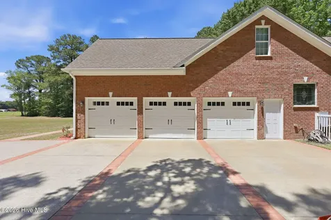 2612 Baywood Road Eastover NC 28312