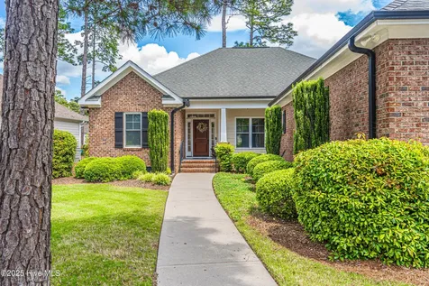 201 Sundew Court Southern Pines NC 28387