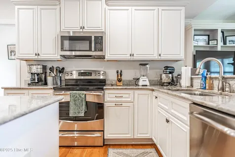 201 Sundew Court Southern Pines NC 28387