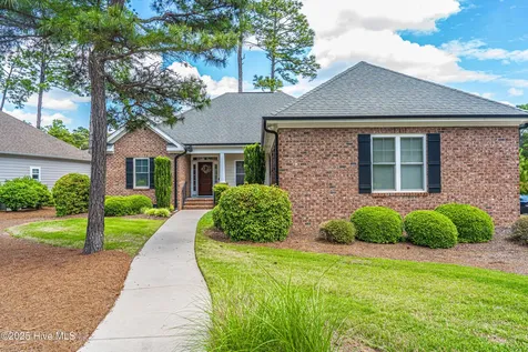 201 Sundew Court Southern Pines NC 28387