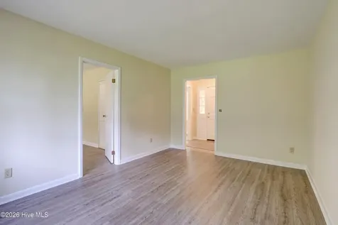4010 Lake Avenue Wilmington NC 28403