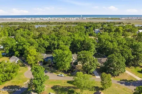 1806 Tree Shore Circle SW Ocean Isle Beach NC 28469