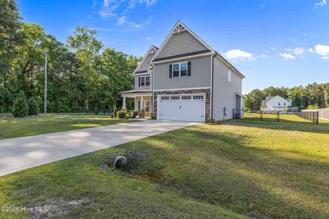 101 Weatherstone Court Pikeville NC 27863