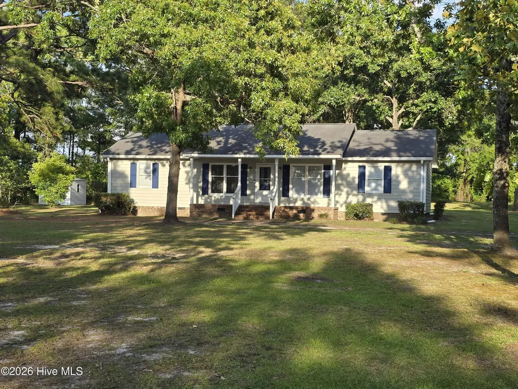 152 Clifton Meadows Lane Hubert NC 28539