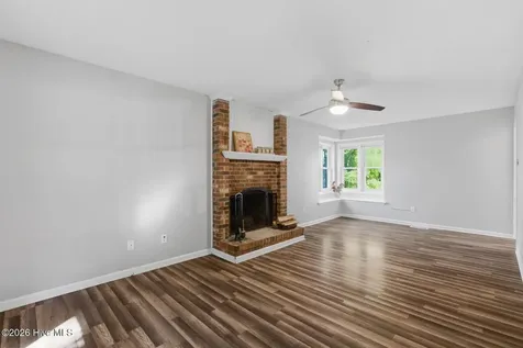 165 Raintree Circle Jacksonville NC 28540
