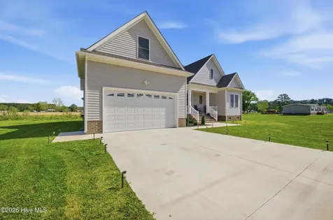 372 Firetower Road Elizabeth City NC 27909