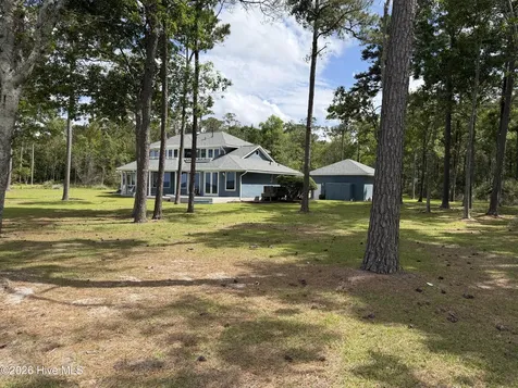 492 Sandy Point Drive Beaufort NC 28516
