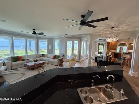 492 Sandy Point Drive Beaufort NC 28516