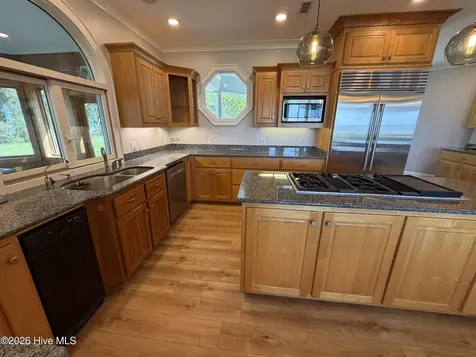 492 Sandy Point Drive Beaufort NC 28516