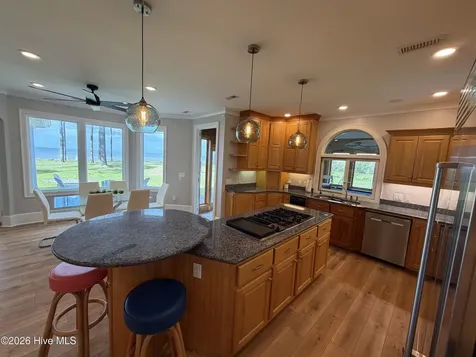 492 Sandy Point Drive Beaufort NC 28516