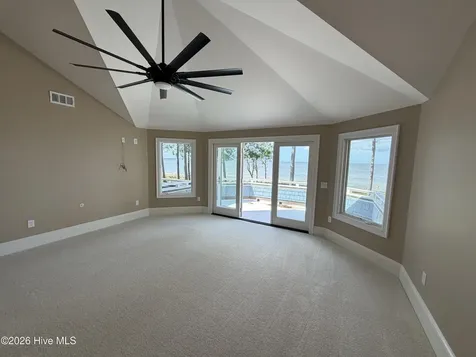 492 Sandy Point Drive Beaufort NC 28516