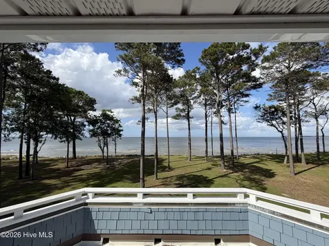 492 Sandy Point Drive Beaufort NC 28516