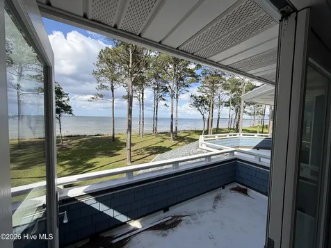 492 Sandy Point Drive Beaufort NC 28516