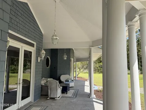 492 Sandy Point Drive Beaufort NC 28516