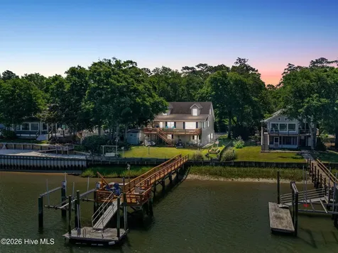 2920 W Yacht Drive Oak Island NC 28465