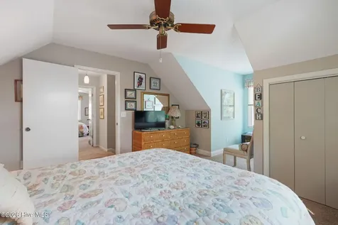 2920 W Yacht Drive Oak Island NC 28465