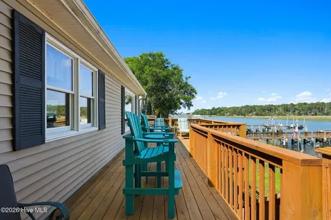 2920 W Yacht Drive Oak Island NC 28465
