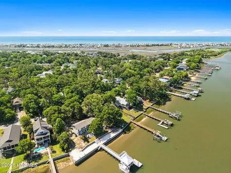 2920 W Yacht Drive Oak Island NC 28465