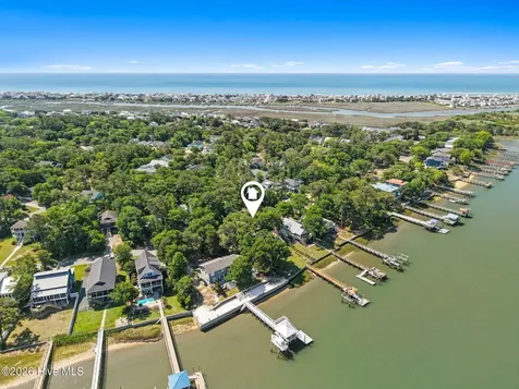 2920 W Yacht Drive Oak Island NC 28465