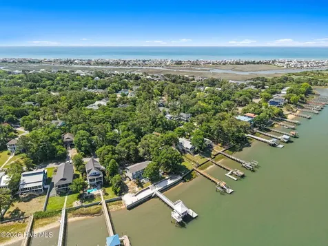 2920 W Yacht Drive Oak Island NC 28465