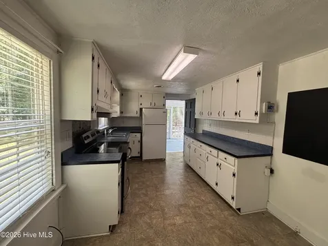 728 Warrior Trail Whiteville NC 28472