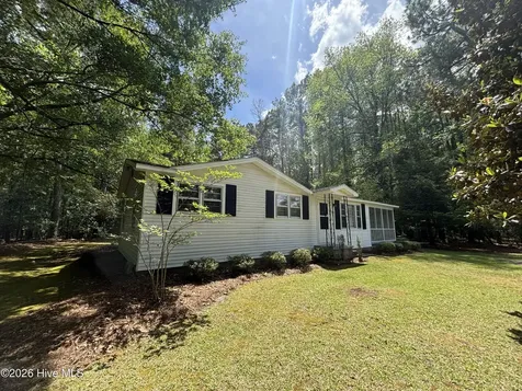 728 Warrior Trail Whiteville NC 28472