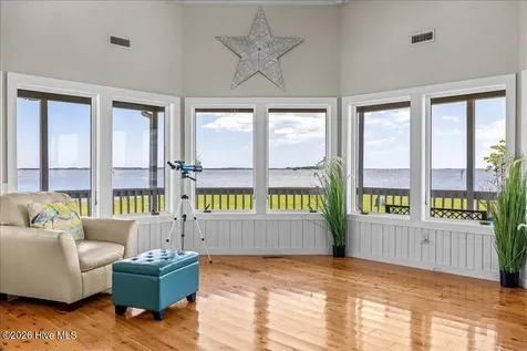 110 Barnes Lane Knotts Island NC 27950