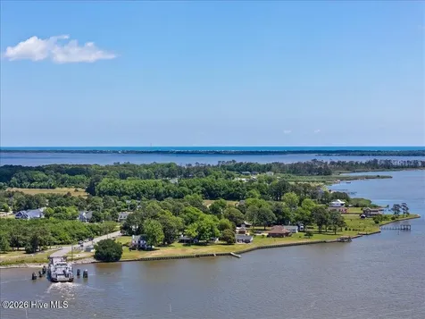 110 Barnes Lane Knotts Island NC 27950