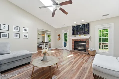 308 Pebble Lane Jacksonville NC 28546