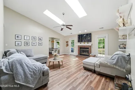 308 Pebble Lane Jacksonville NC 28546